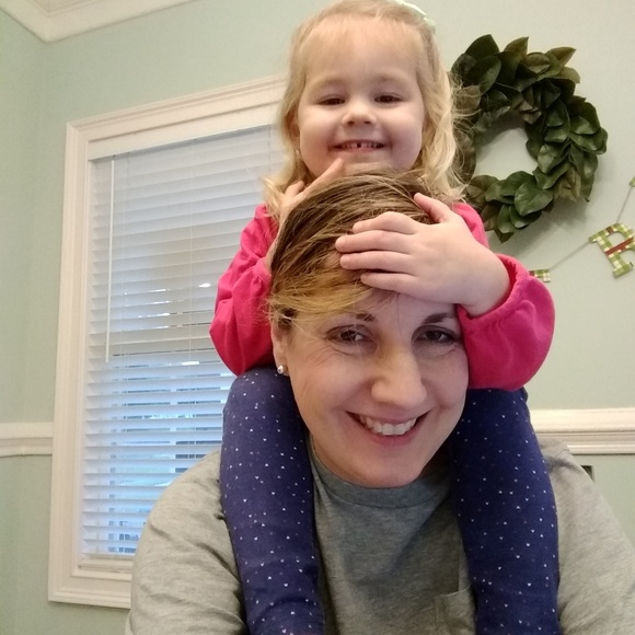 Meet your Posher, Meredith - Picture 1 of 1